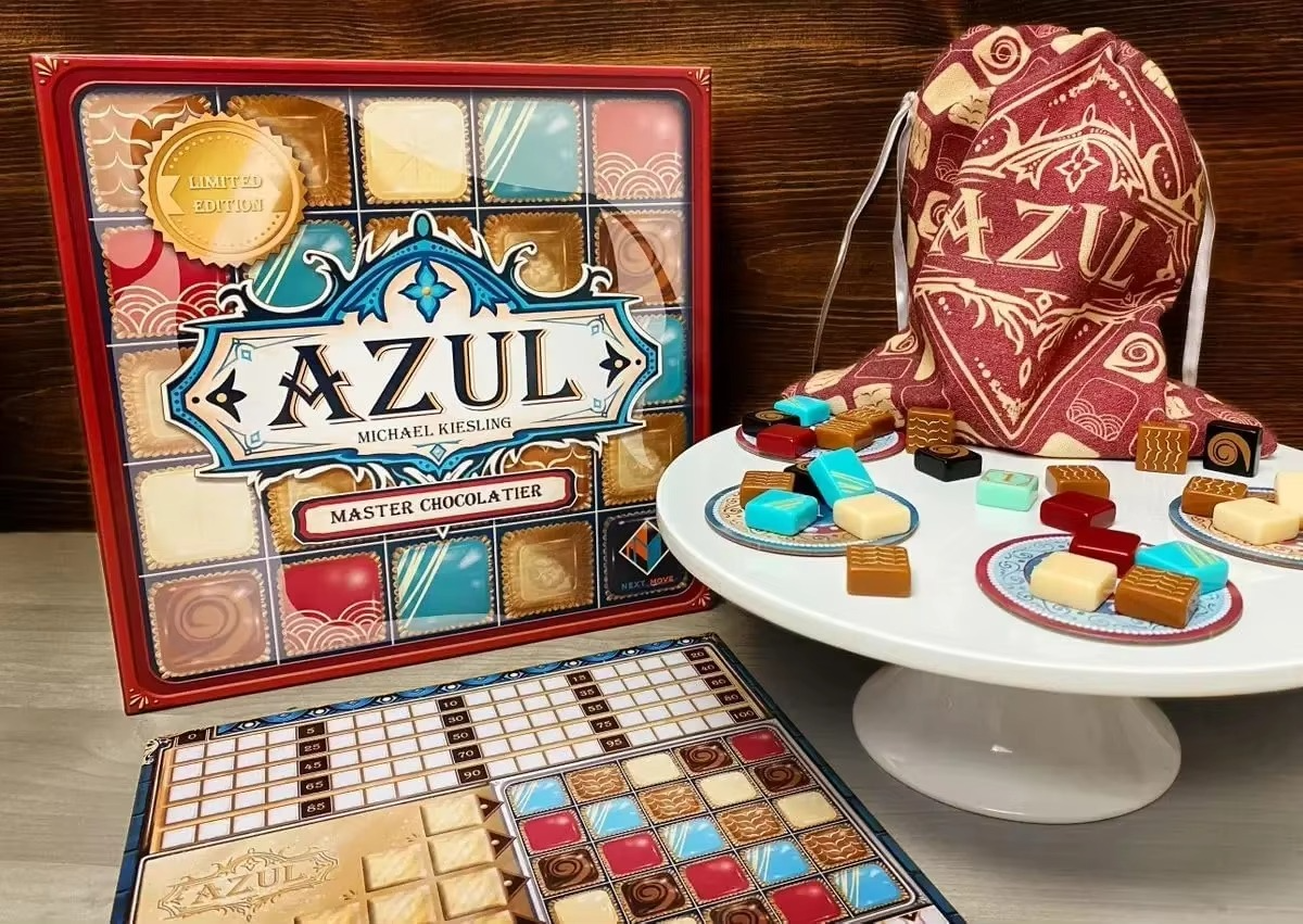 Azul Master Chocolatier (Limited Edition) Azul Master Chocolatier (Limited Edition)